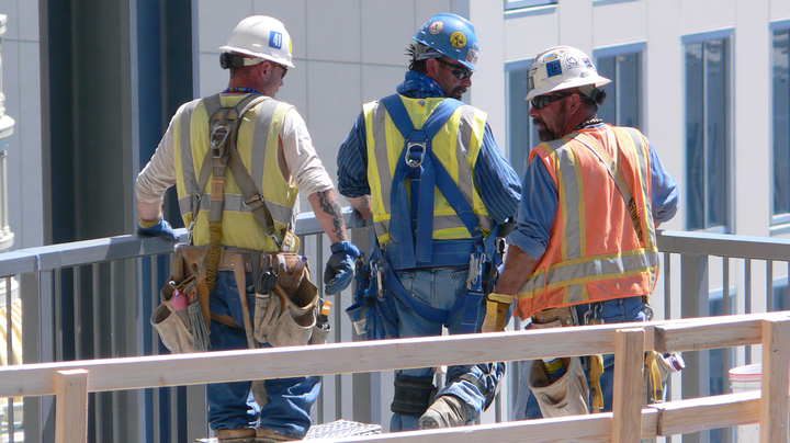 1.18 Million Workers Displaced While Earnings Estimates Soar — The Math Does Not Reconcile