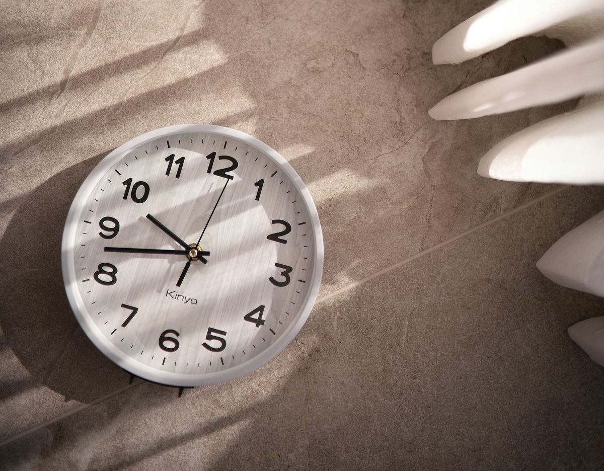 The Anchor Timeline: Why the Ceremony Dictates Your Whole Day