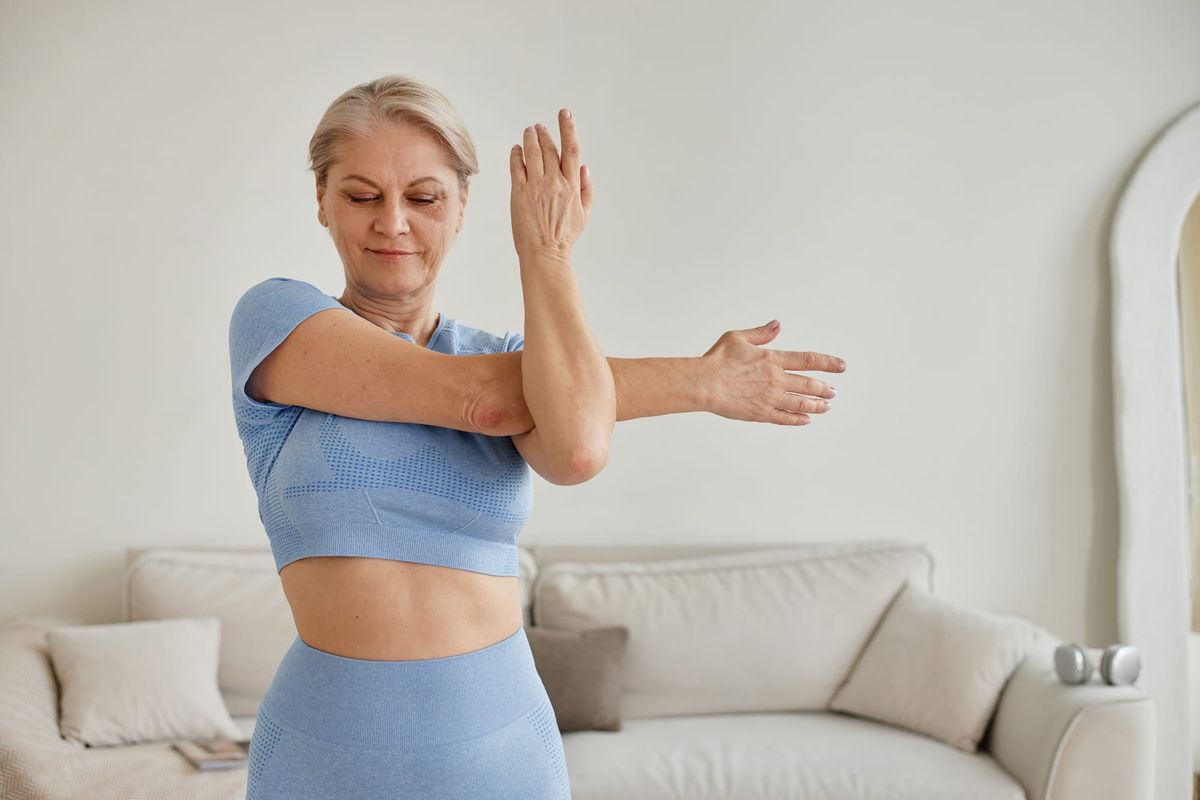 Wake Up Stiff? This 10-Minute Mobility Routine Will Make Your Body Feel Better Fast.