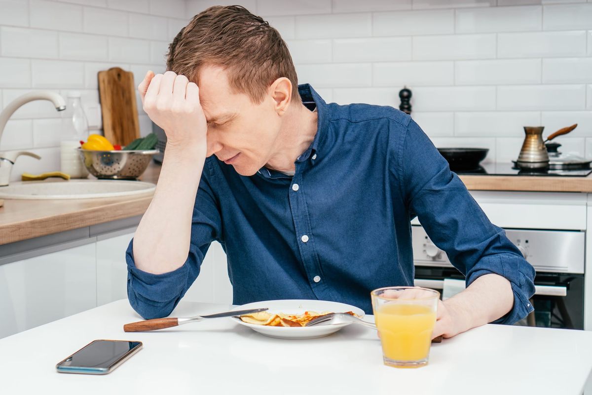 The Healthy Eating Mistake That’s Keeping You Tired, Hungry, and Stuck