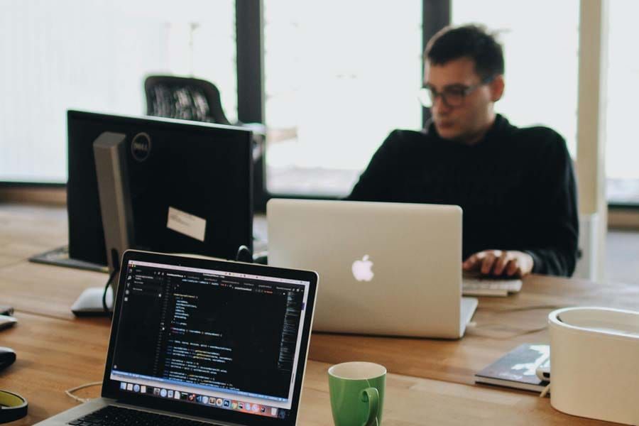 Desemprego mantem-se em dezembro perto dos 300 mil