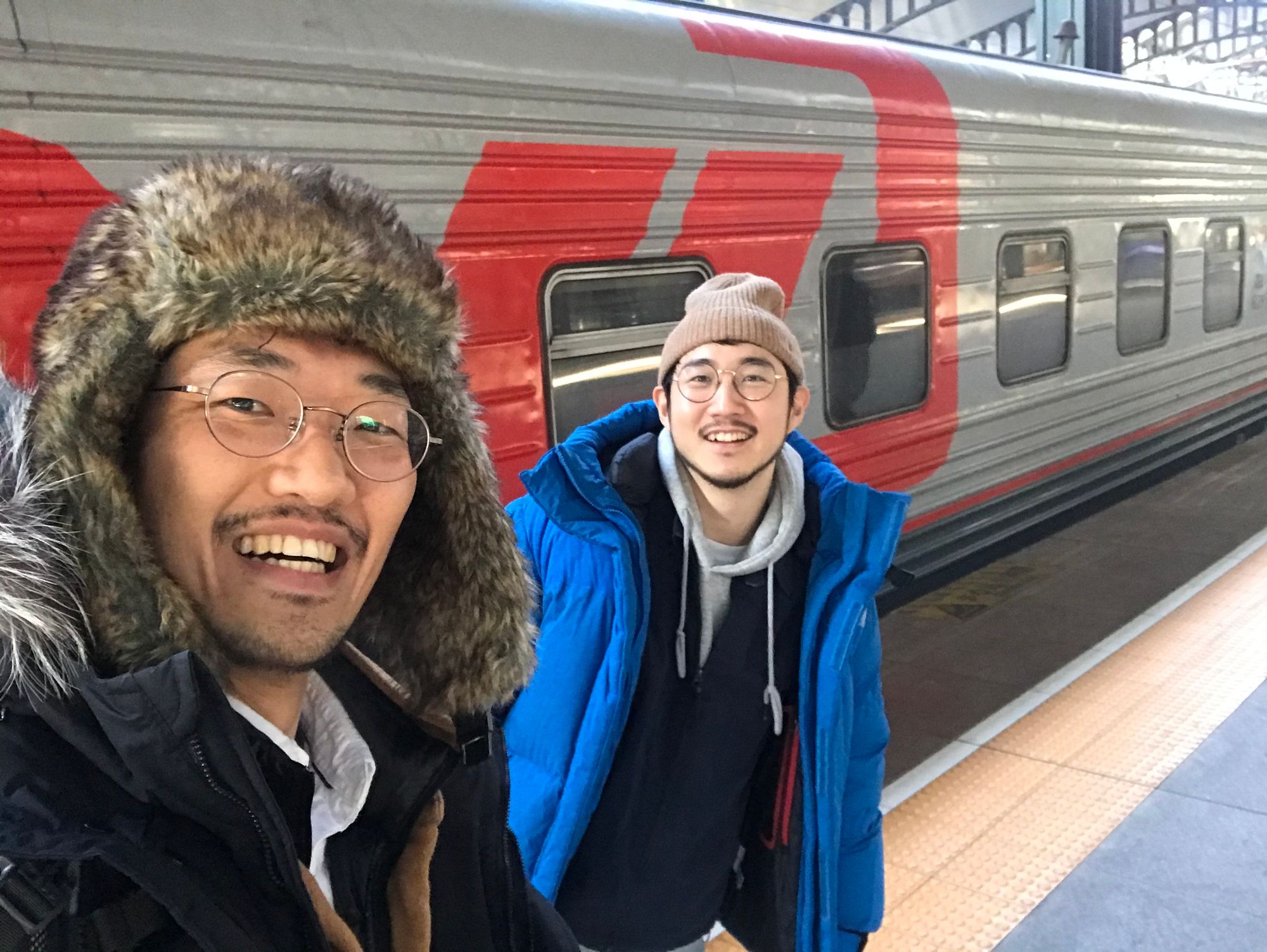 [The Trail] Ten Hours at the Border, and What a Single Can of Beer Taught Me (3/3)
