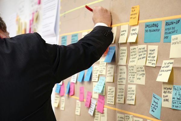 10 Tips for Product Managers in AI Startups
