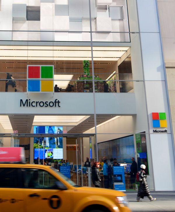 Microsoft cloud business