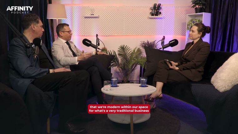 Elliott King with Chris King and Aleksandra King on the Affinity Podcast
