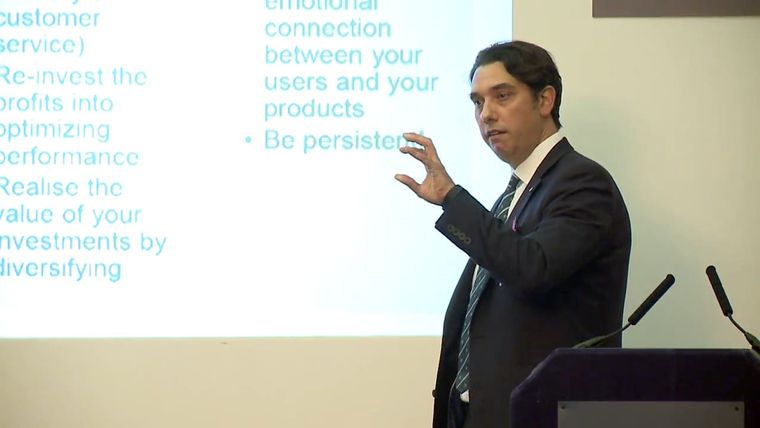 Elliott King addressing the audience before the Accelerating Growth in the Digital Age panel at the IoD