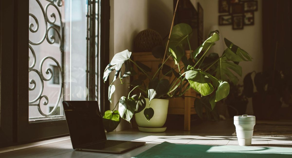 How to calm yourself down when you feel anxious at work?