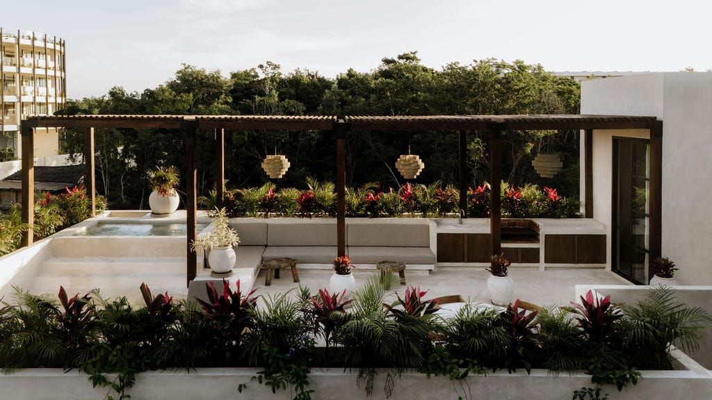 I Called 100 Wedding Venues Pretending to Be Engaged – Here's The Real Cost Breakdown They Don't Want You to See