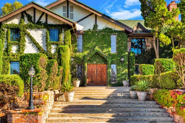 Darlings, the Boutique Venue Revolution Is Here And It's Not What You Think