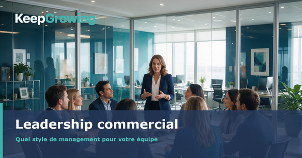 Directrice commerciale animant une réunion d'équipe