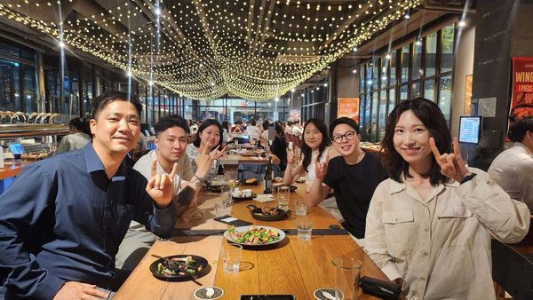 Vol. 10 [UTAKA News] Social Committee Meeting