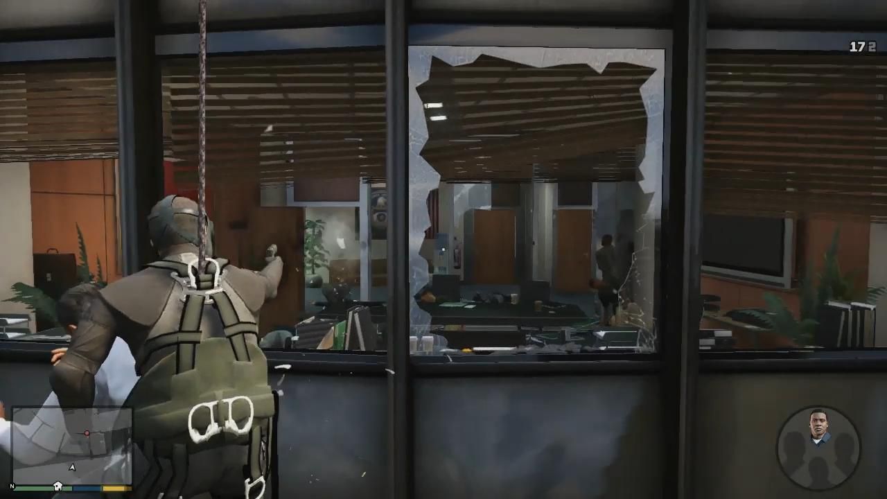 "Viviamo nel mondo di GTA V, e nessuno ci ha avvertito" su Esquire