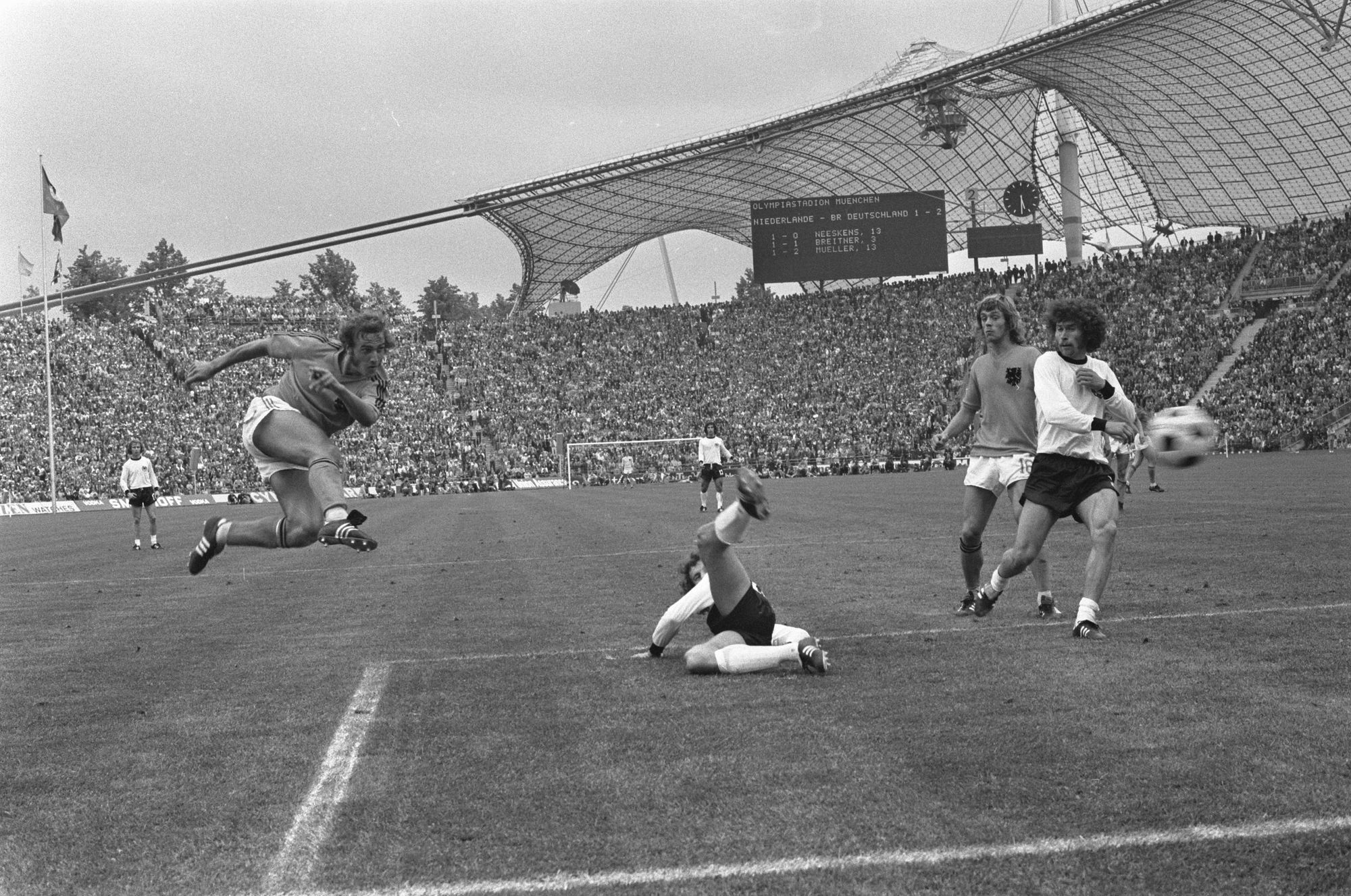 "C'è un modo rivoluzionario di raccontare il calcio" su Esquire
