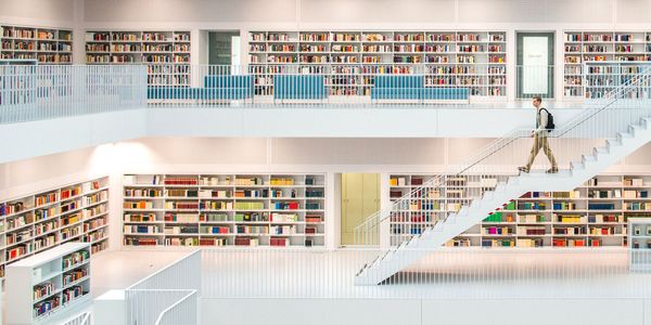 "Da promoter a libraio digitale: un possibile futuro per i bookblogger" su Corriere Innovazione