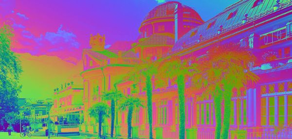 Veduta dell'edificio del Kurhaus di Merano.