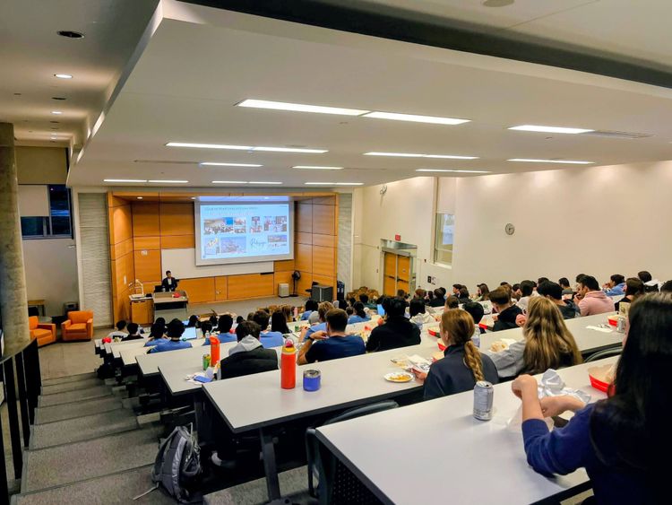 My Joke Flopped In Front of 100 People. And I'm Glad It Did!