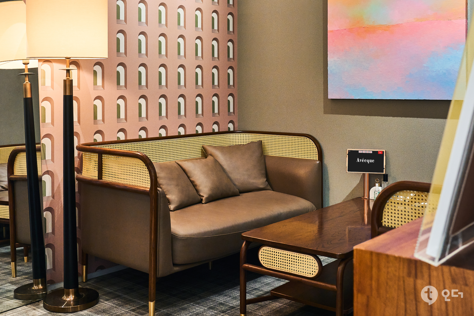 티오더 매장 가이드 설치 사례 아베크 청담 7