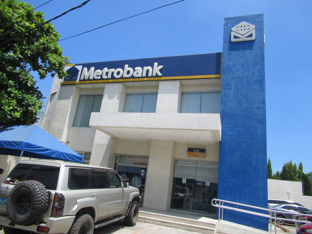 Philippines' Metrobank Ends Sustainability Bond Sale Early on Demand Surge