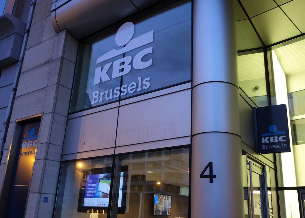KBC Group Appoints Bartel Puelinckx as CFO, Replacing Luc Popelier Who Moves to Hamburg Commercial Bank