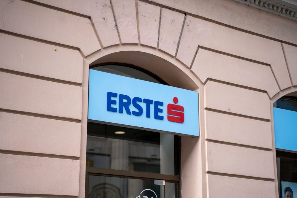 Austria's Erste Group reports H1 2026 net profit of €1.98 billion; record Q2 above €1 billion