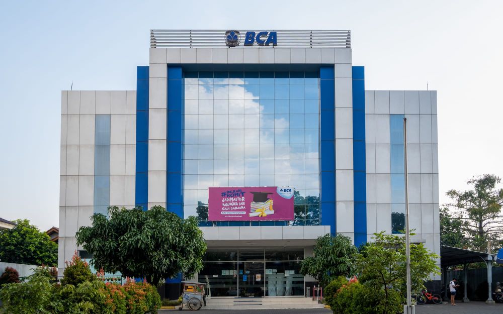 Indonesia's BCA H1 2026 net profit rises 1.8% to IDR 29.5 trillion as loans cross IDR 1,000 trillion