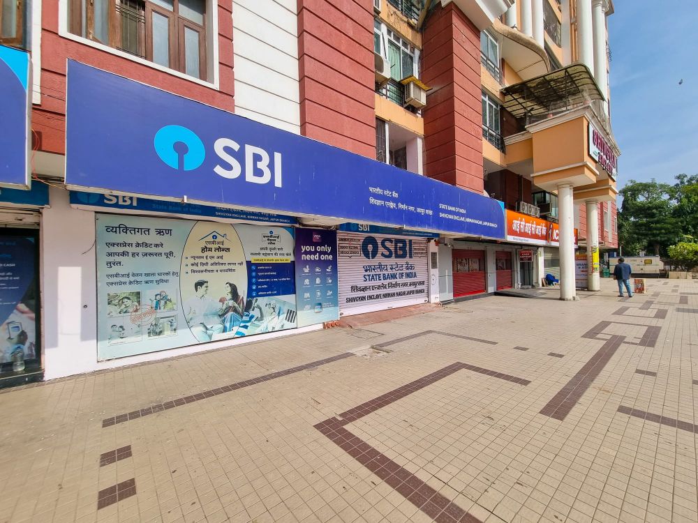 State Bank of India Q1 FY27 Net Profit Rises 10.2% to ₹21,121 Crore on 15% NII Growth