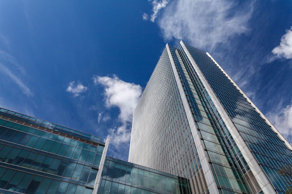 Vanquis CEO Ian McLaughlin to Step Down as John Natalizia Prepares for Interim Role