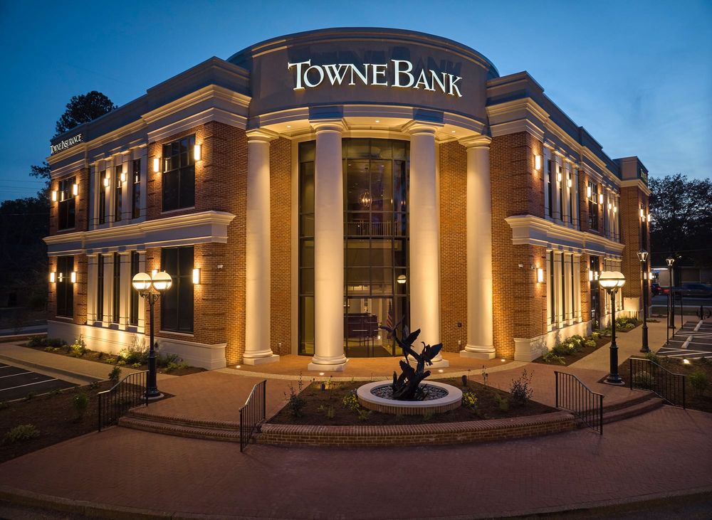 TowneBank agreed to $154 million BlueHarbor acquisition to expand North Carolina footprint
