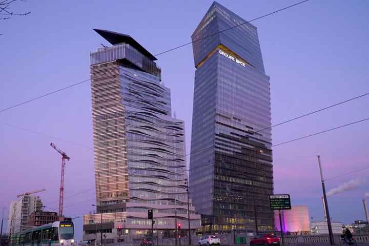 BPCE Acquired 7% Sabadell Stake and Planned Spanish Board Seat