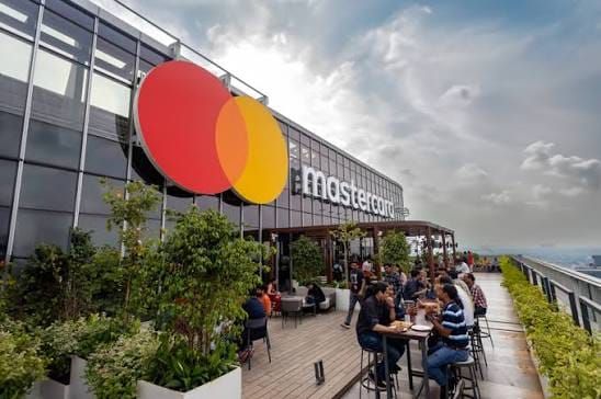 Mastercard's third-quarter net revenue rises 14% to $9.807 billion as services grow 19%