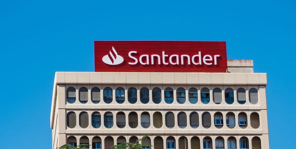IFC Commits USD 100 Million Green Building Loan to Santander Chile in First of Its Kind for Santander Group