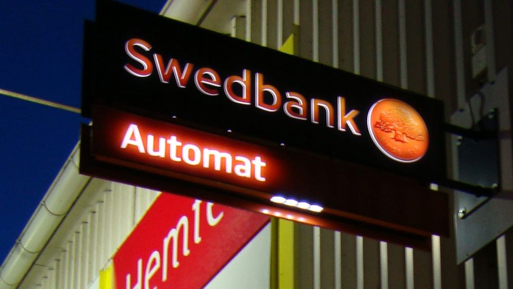 Swedbank reports third-quarter net profit down 3% at 8.25 billion Swedish crowns