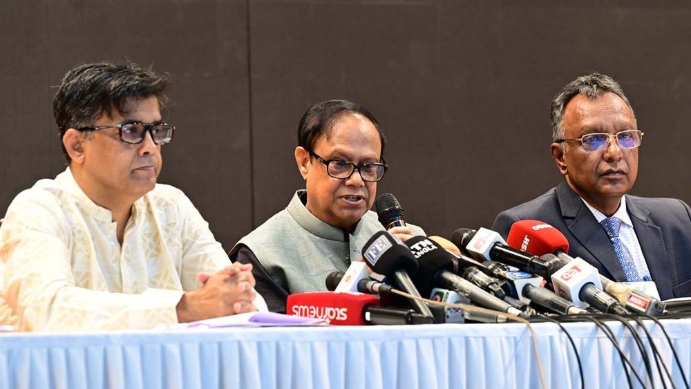 Bangladesh Bank proposes cutting family seats on bank boards to two from three