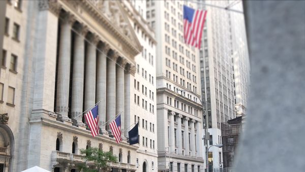 Study finds half of US bank CEOs are older than 65