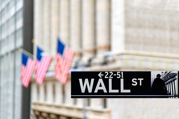 US Wall Street Banks Orchestrated Largest Ever SpaceX IPO, Sources Reported