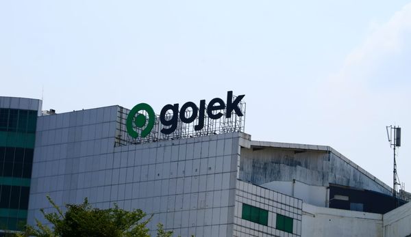 Indonesia's Gojek Launches Bank Mandiri-Backed BNPL Service