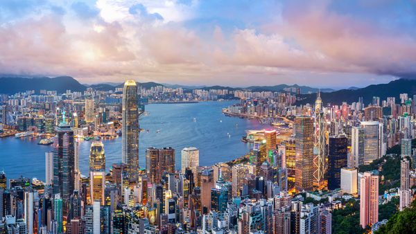 Hong Kong SFC Fines Saxo Capital Markets HK$4 Million Over Virtual Asset Retail Breaches