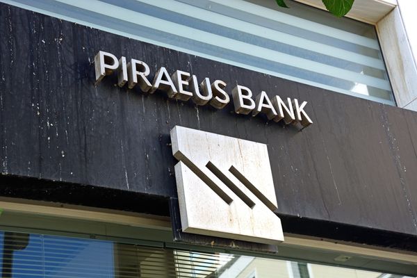 Greece's Piraeus Bank Acquires 90.01% of Ethniki Insurance in Bancassurance Expansion
