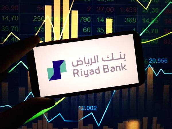 Riyad Bank Names Nadir Al-Koraya CEO as Tareq Al-Sadhan Steps Down