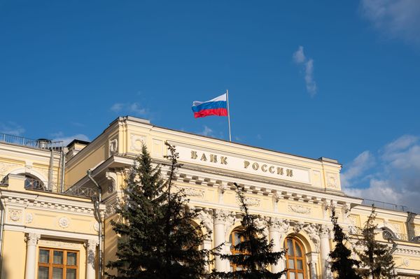 Bank of Russia Cuts Key Rate 25 bp to 14.00% in July, Extending Easing Cycle