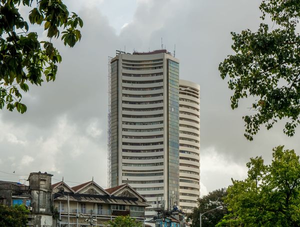 SEBI Clears Fibe Parent Social Worth Technologies to Proceed With Rs 750 Crore IPO