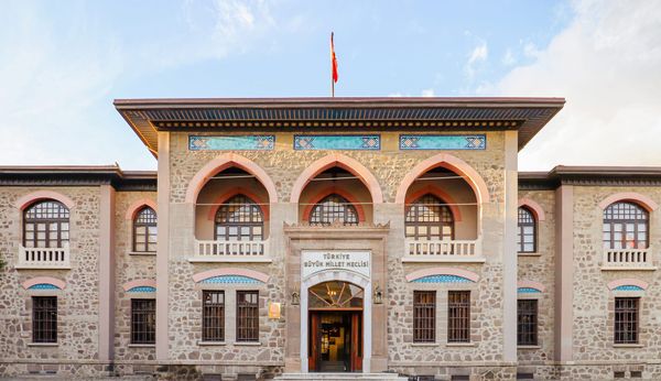 Turkey's Parliament Prepares Bill Granting MASAK Real-Time Power to Freeze Bank Accounts