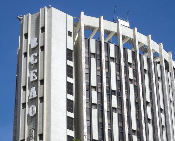 BCEAO mandated PI-SPI for regional electronic-money transfers across West Africa