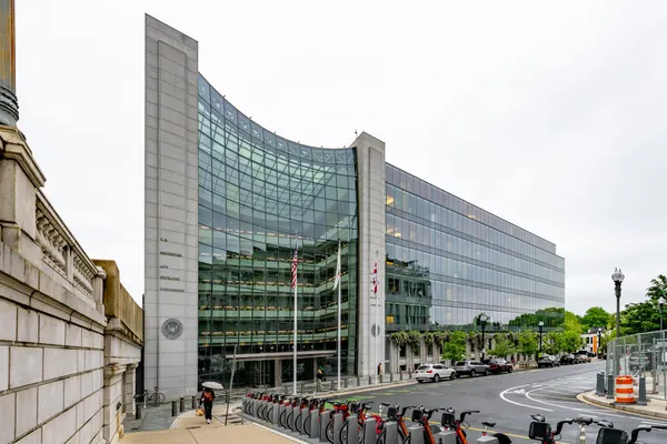 US SEC grants five-year exemption for tokenised stock trading venues