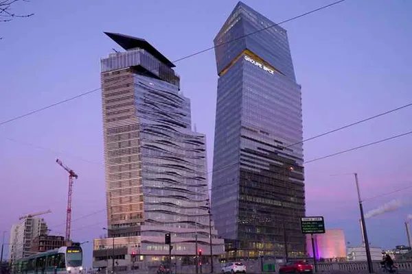 BPCE Acquired 7% Sabadell Stake and Planned Spanish Board Seat
