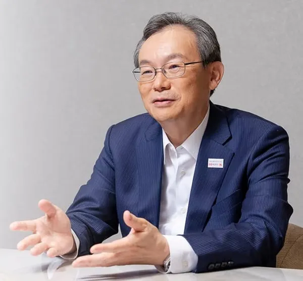 Junichi Hanzawa Takes Over as MUFG President and Group CEO as Kamezawa Becomes Chairman