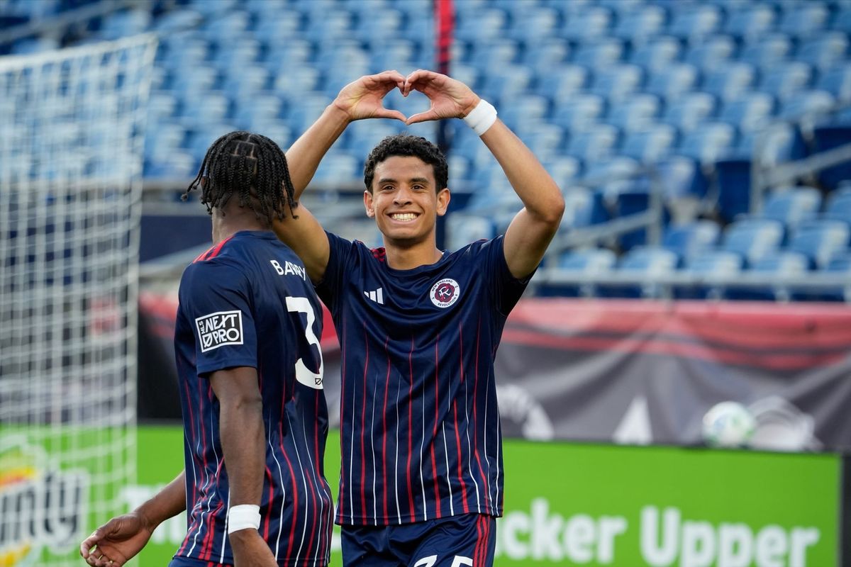 New England Revolution Sign Cristiano Oliveira Post feature image