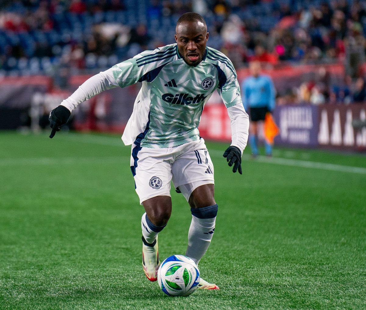 Revolution Wingers Make Impact Against Red Bulls Post feature image