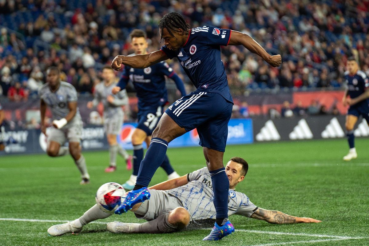 Bruce Arena on DeJuan Jones: "He Has to Continue to Move Forward as a Player" Post feature image