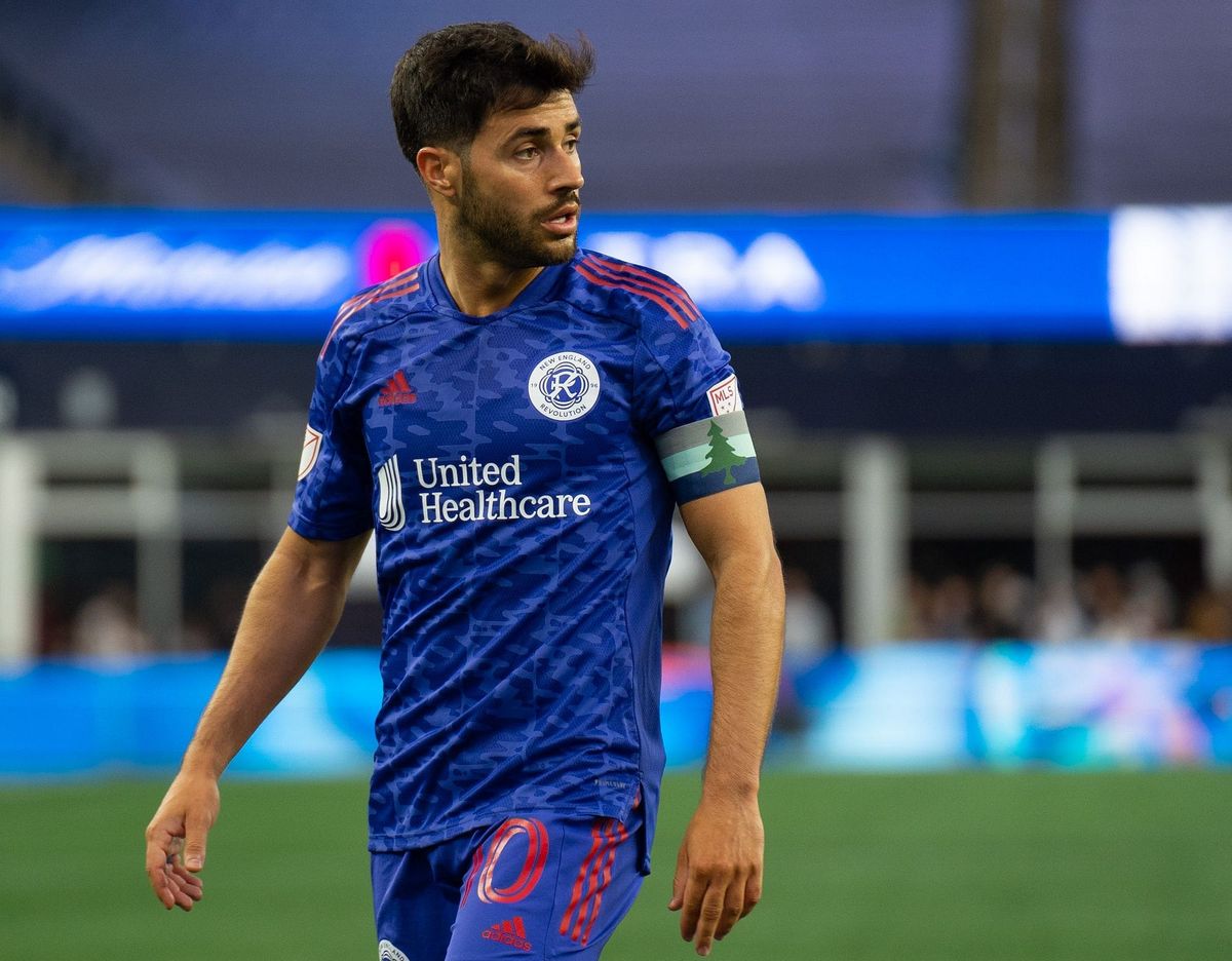 Carles Gil Suffers Hamstring Injury, Questionable for Saturday Post feature image